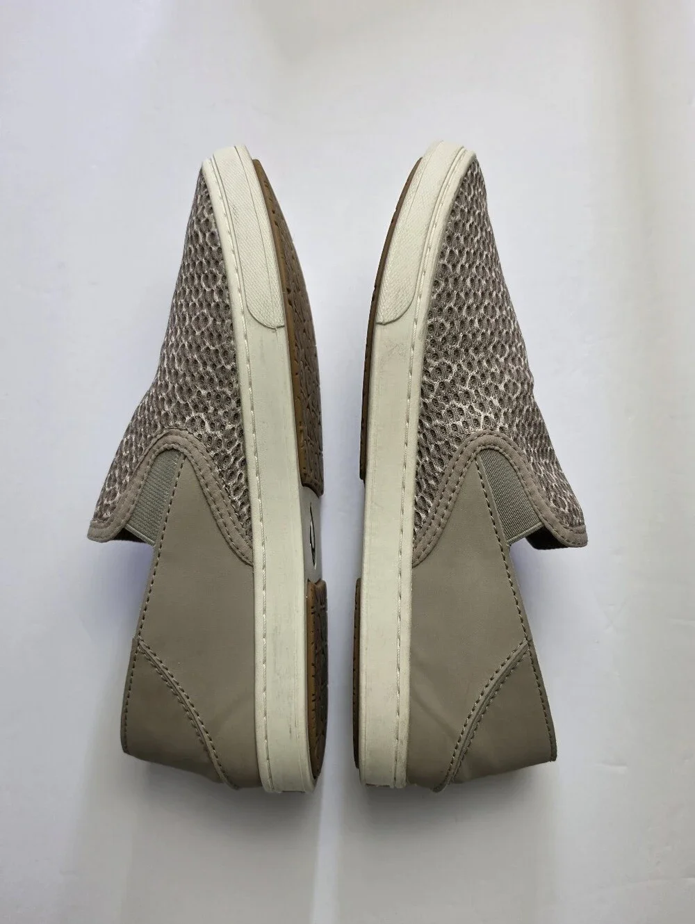 OluKai drop chill